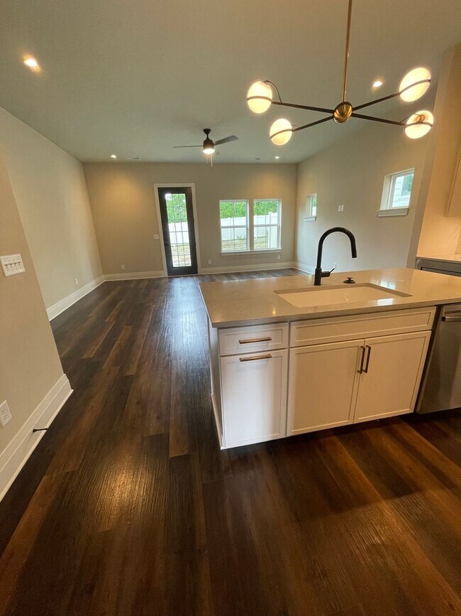 Foto del edificio - 1086 Noble Lp