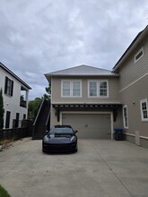 Building Photo - 413 Geneva Ave