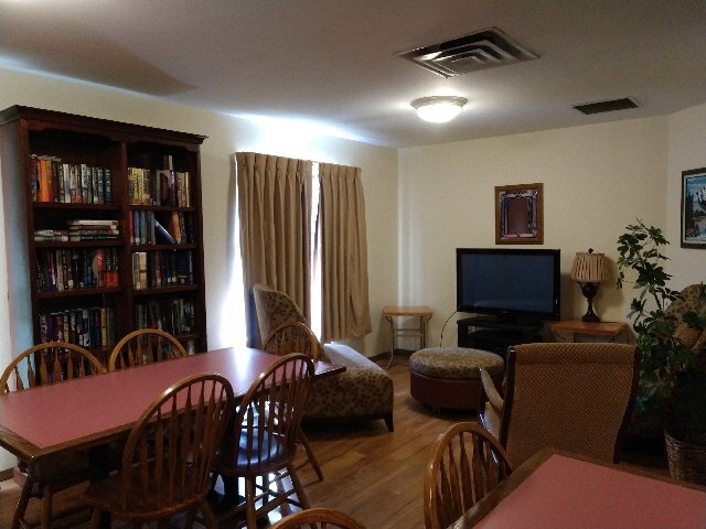Building Photo - Decatur House Apartments