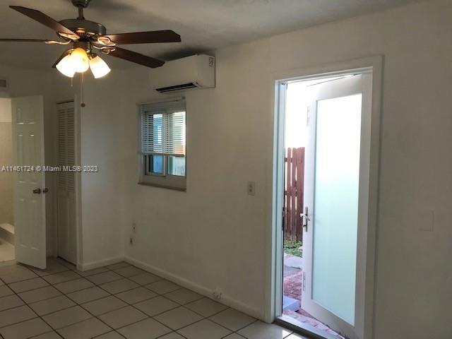 Foto del edificio - 2215 SW 47th St