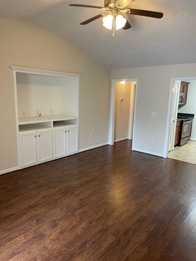 Building Photo - 41 Embecca Landing