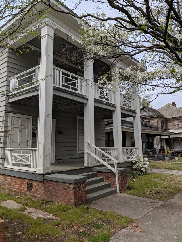 Foto principal - 311 Green St NE