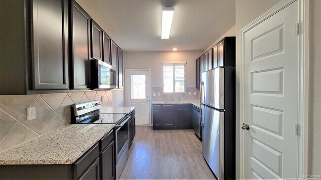 Foto del edificio - 10522 Green Rock Dr