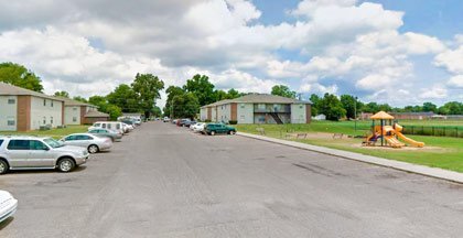 Building Photo - 1300 Roosevelt Ave