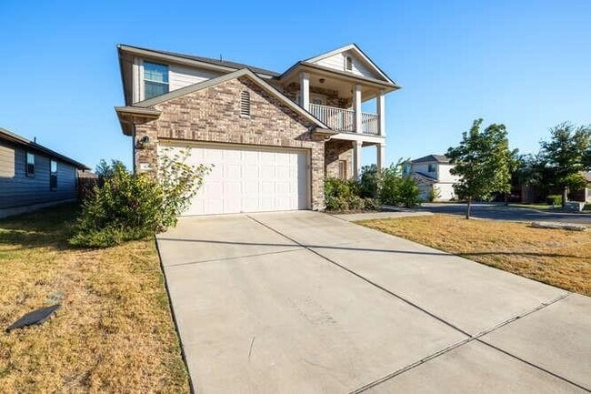 Building Photo - 402 Zenith Rd