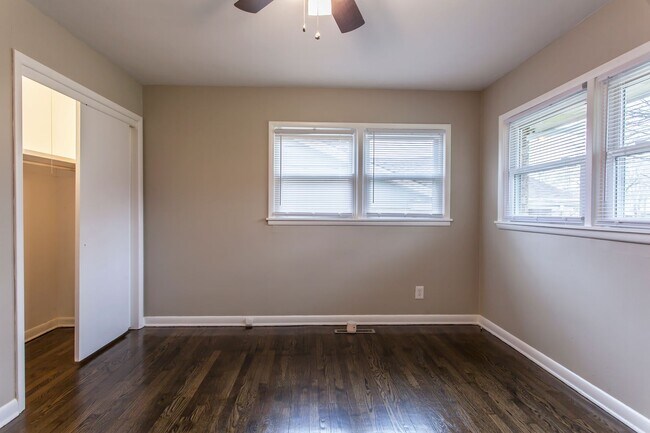Foto del edificio - Gorgeous 3 Bedroom Home located near the new HYVEE!