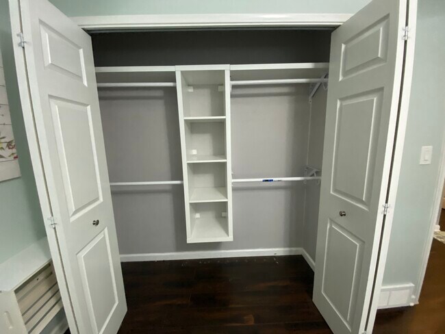 Foto del edificio - 8712 Ringwood Dr
