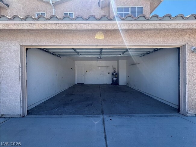 Building Photo - 1020 Pahrump Valley Blvd