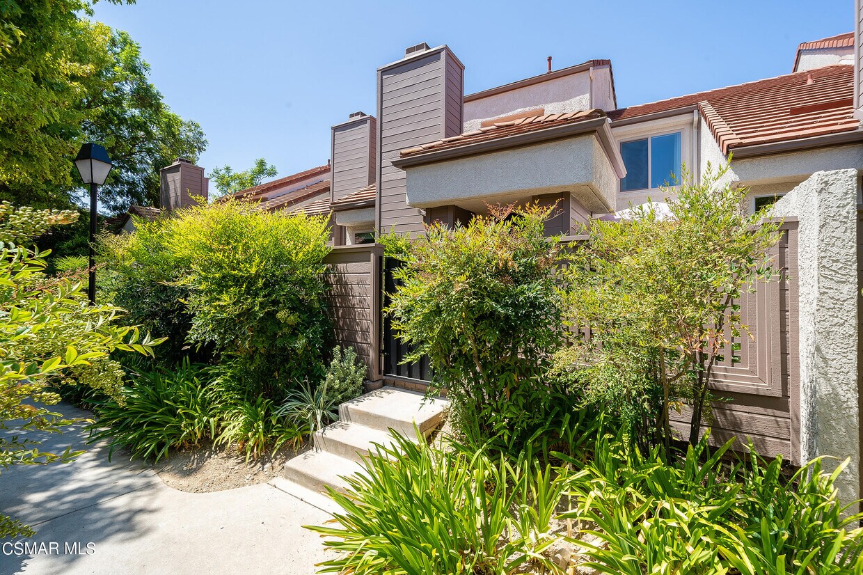 Beautifully Redesigned House Rental in Westlake Village, CA