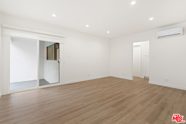 Building Photo - 2908 141st Pl