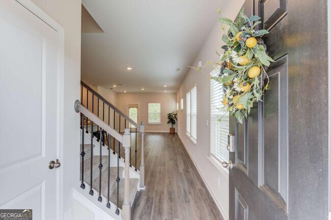 Foto del edificio - 1325 Lyon Wy Dr