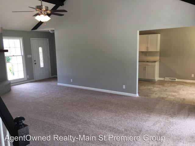 Building Photo - 514 Longleaf Rd