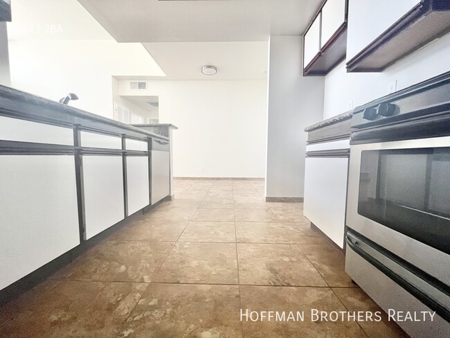 Foto del edificio - 945 Serrano Ave