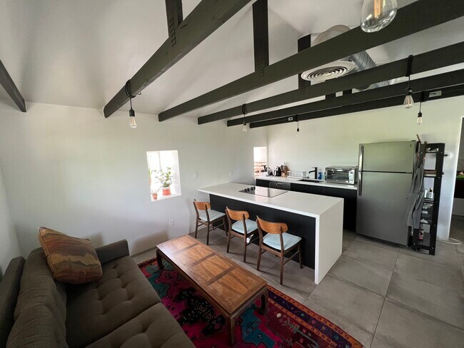 Building Photo - 2100 N 25th St