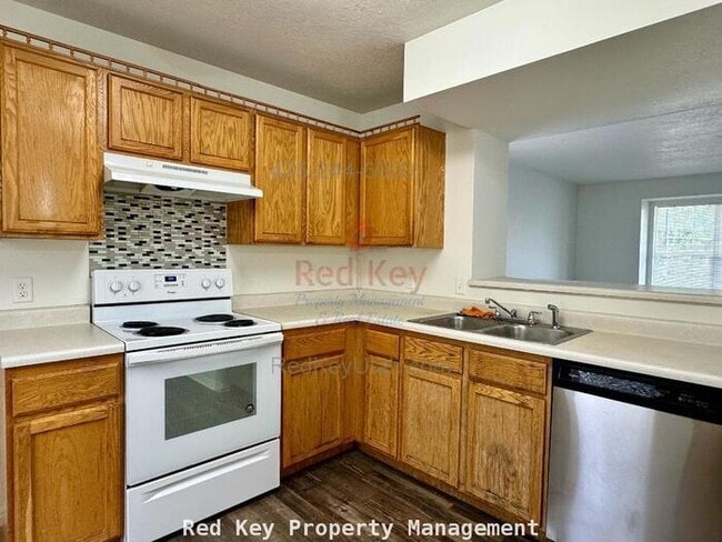 Foto del edificio - 410 W Single Family Home