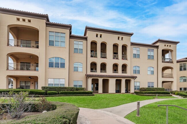 Foto del edificio - 17040 W Farm To Market 1097