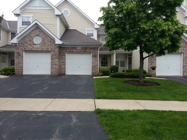 Primary Photo - 962 Sheridan Cir