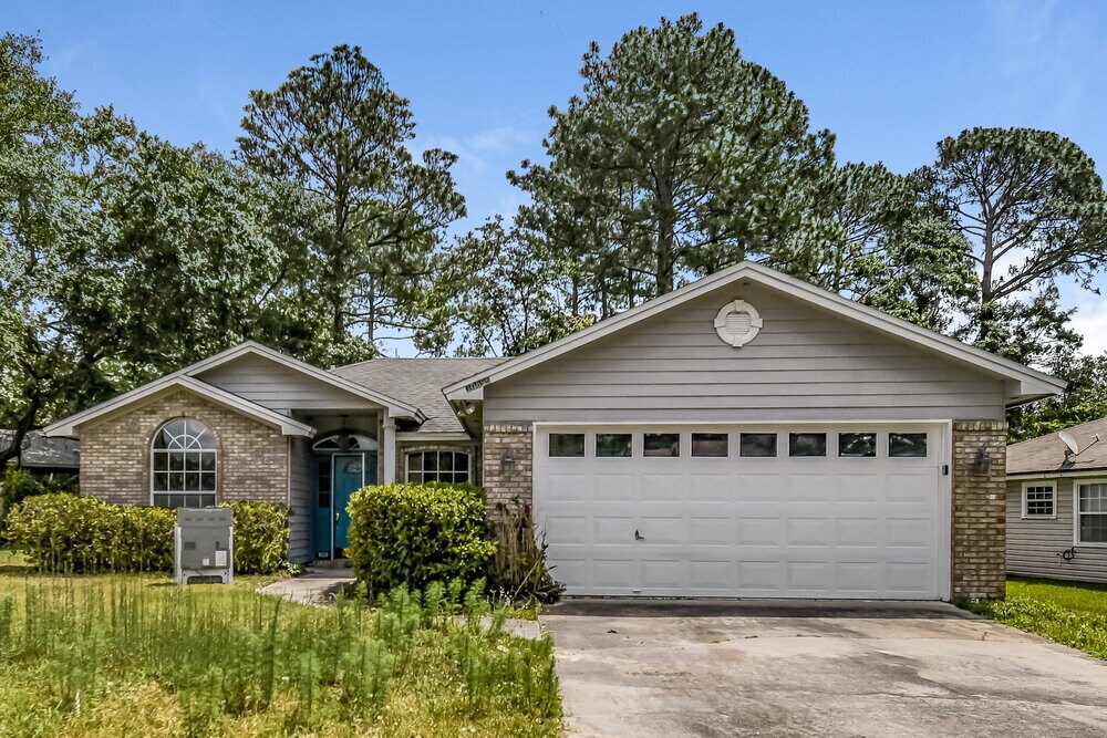 Primary Photo - 10895 Copper Creek Ct