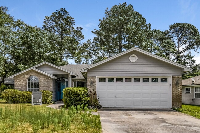 Building Photo - 10895 Copper Creek Ct