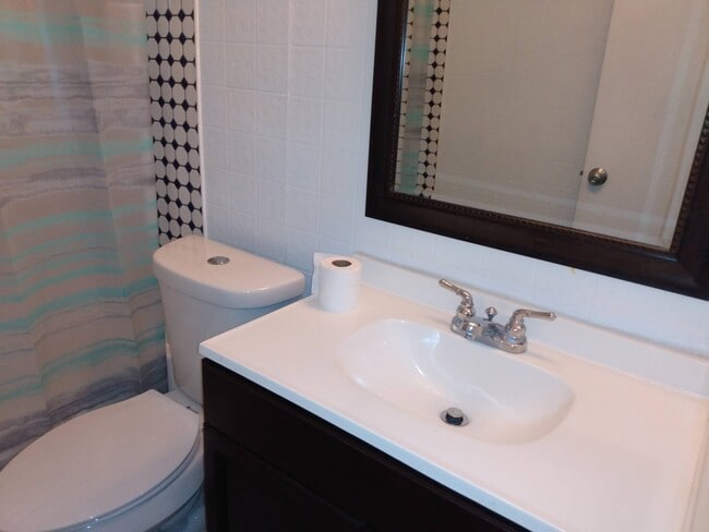 Foto del edificio - 6434 Mockingbird Ln W
