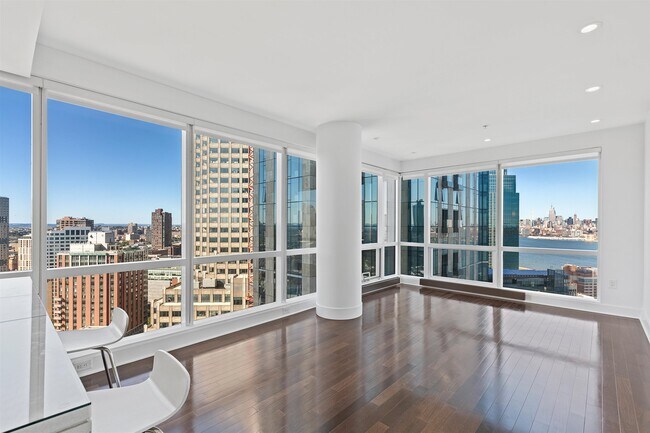Foto del edificio - 77 Hudson St