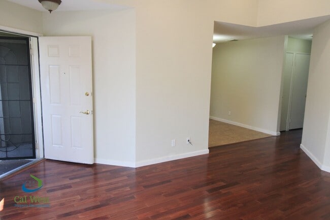 Building Photo - $2775 - ***MOVE IN BONUS - $250 OFF 1ST MO...