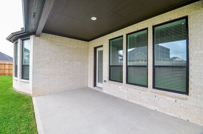Foto del edificio - 3811 Hermitage Dr