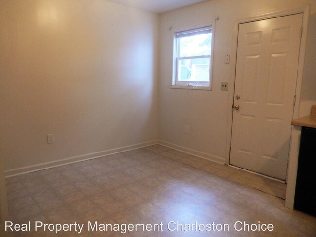 Foto del edificio - 1214 Boonehill Rd