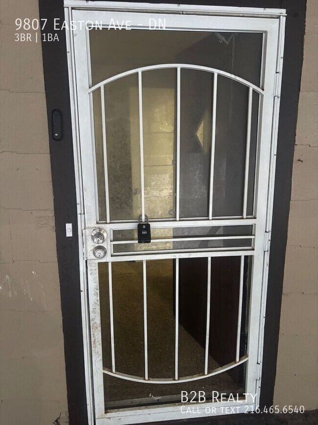 Foto del edificio - 9807 Easton Ave