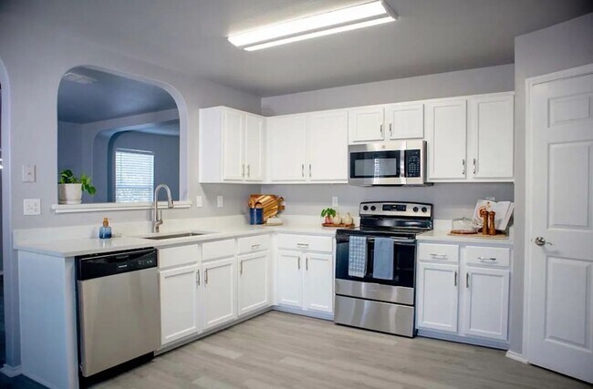Foto del edificio - 9135 Granite Woods