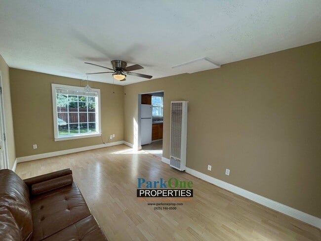 Photo - Ward St LO Apartment