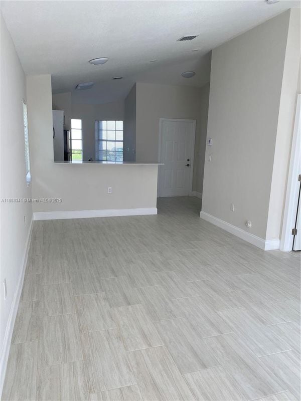 Foto del edificio - 14102 SW 120th Ct