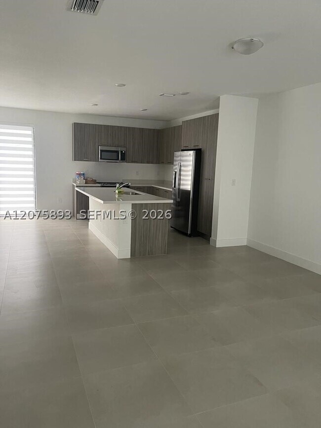 Building Photo - 13641 SW 157th Pl