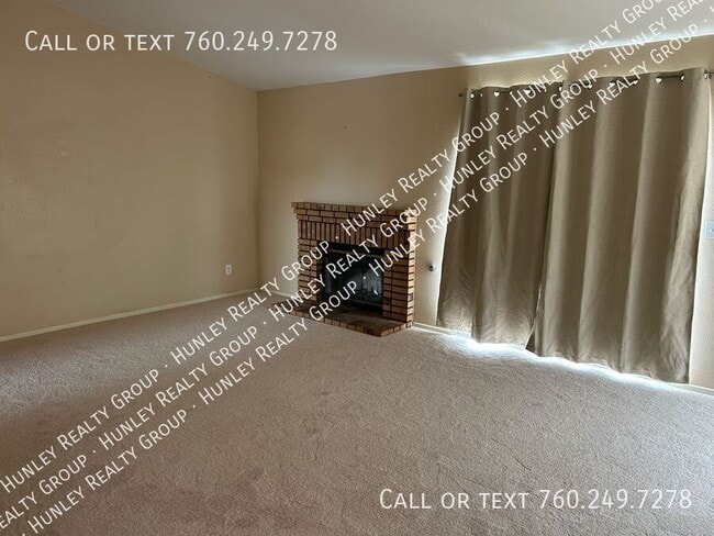 Building Photo - 13560 La Villa Dr