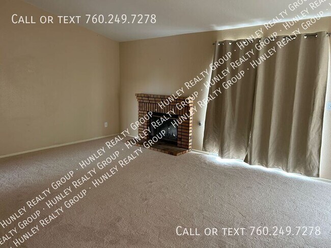 Foto del edificio - 13560 La Villa Dr