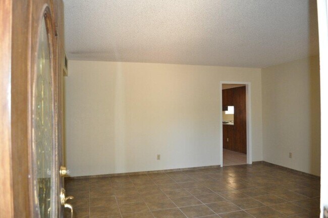 Building Photo - GREAT HOME!