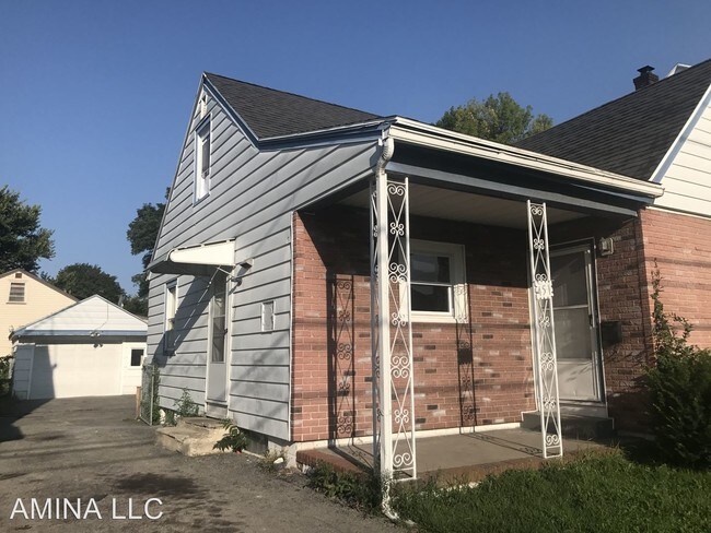 Building Photo - 3 br, 1.5 bath House - 451 Mount Read Blvd