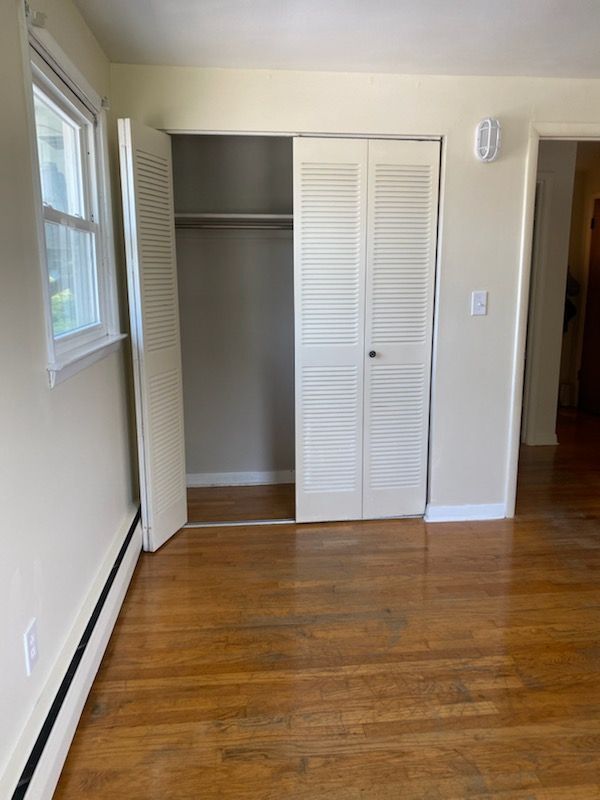Dormitorio - 396 Lillian Ave