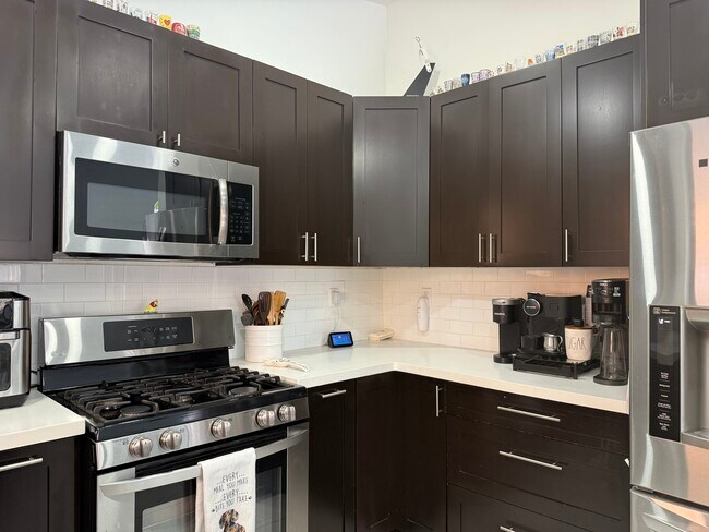 Building Photo - 16058 SW 85th St