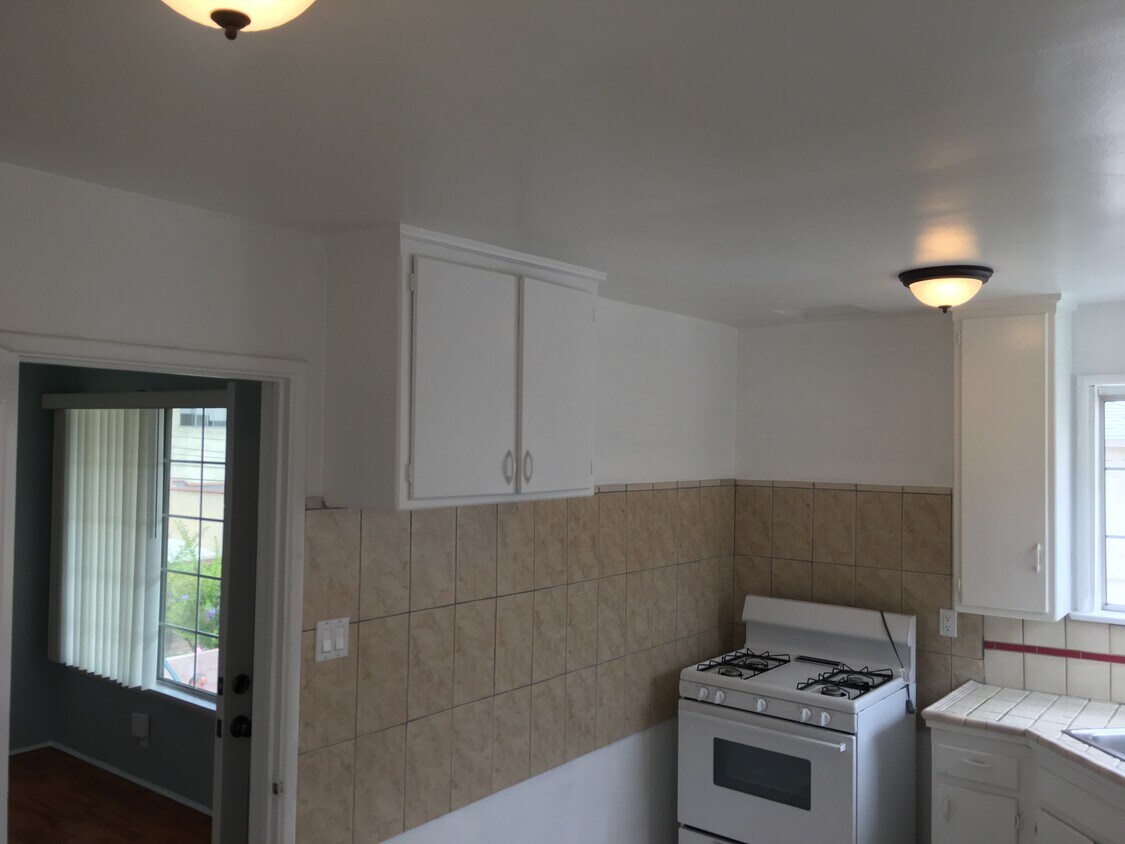 Primary Photo - 1017 Allen Ave