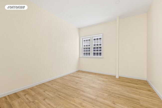 Building Photo - 40-30 58th St