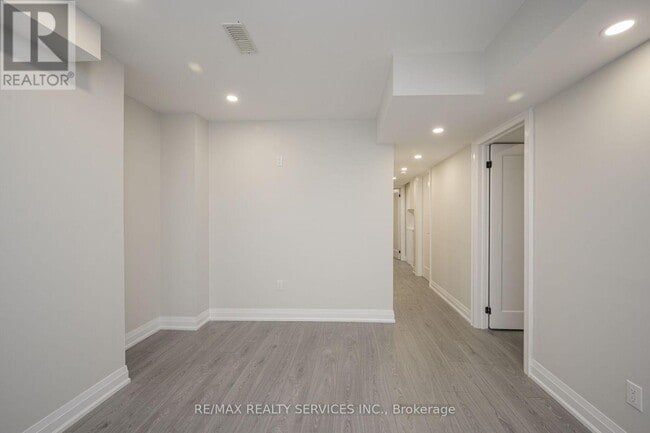 Photo du bâtiment - 3498 Park Heights Way