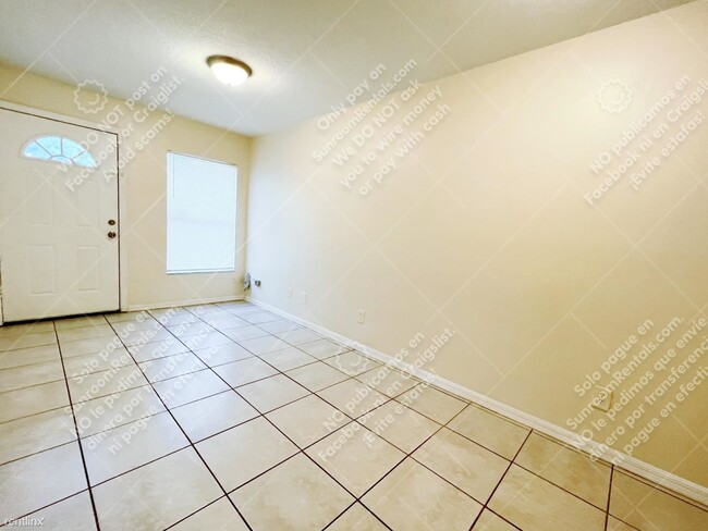 Building Photo - 2 br, 1 bath Duplex - 2407 E 17th Ave B B