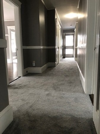 Building Photo - 35 Lawrence St