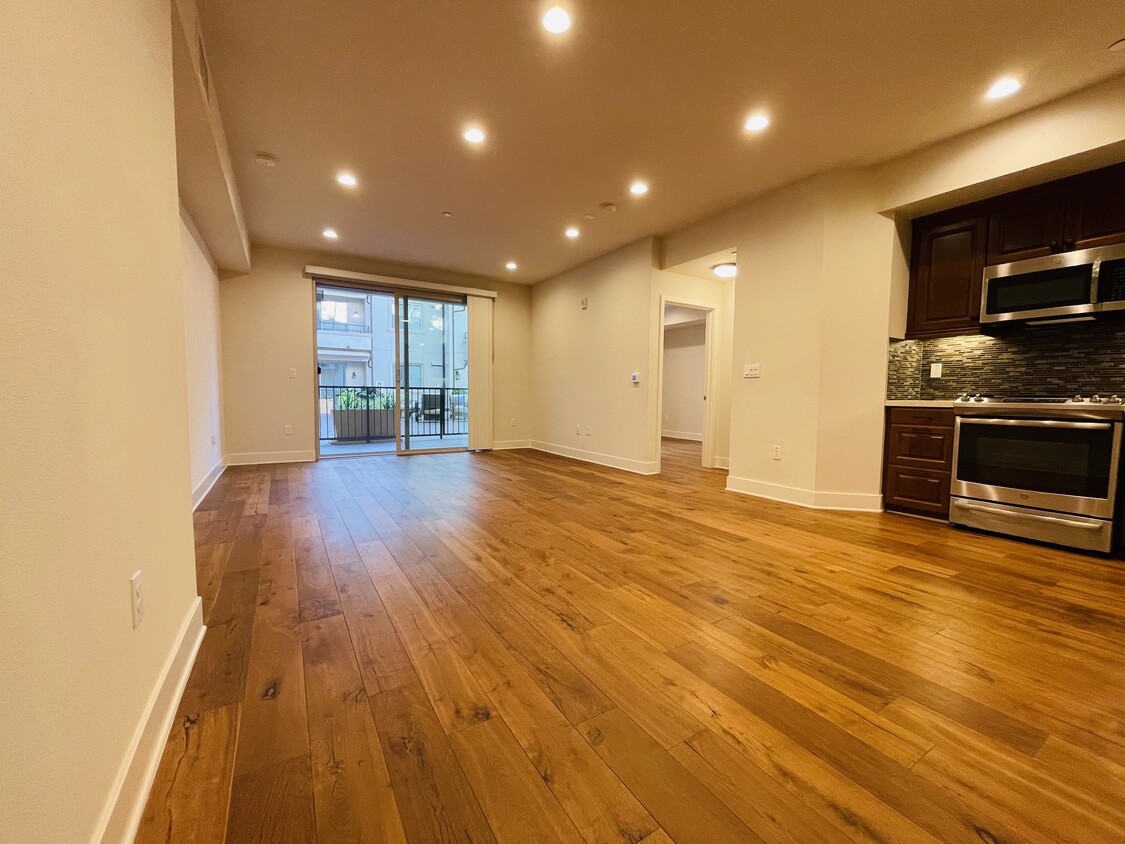 Living Room - 627 Deep Valley Dr