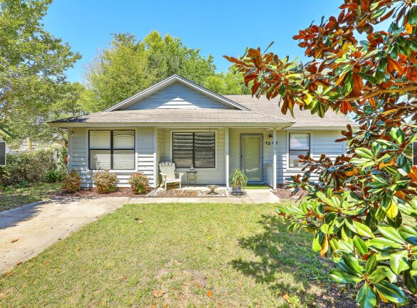 Primary Photo - 1247 Lake Mallard Blvd