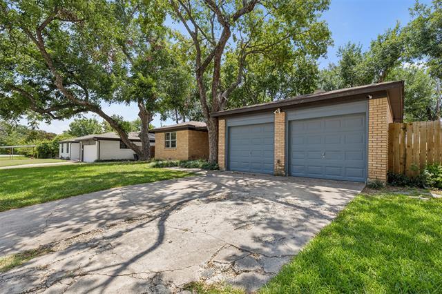 Foto del edificio - 6117 St Johns Ln
