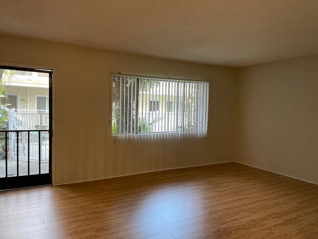 Foto del edificio - 4300 Colfax Ave