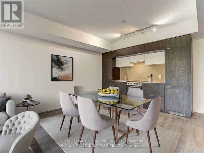 Photo du bâtiment - 159 Dundas St E