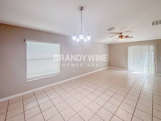 Building Photo - 10604 Sweet Sapling St